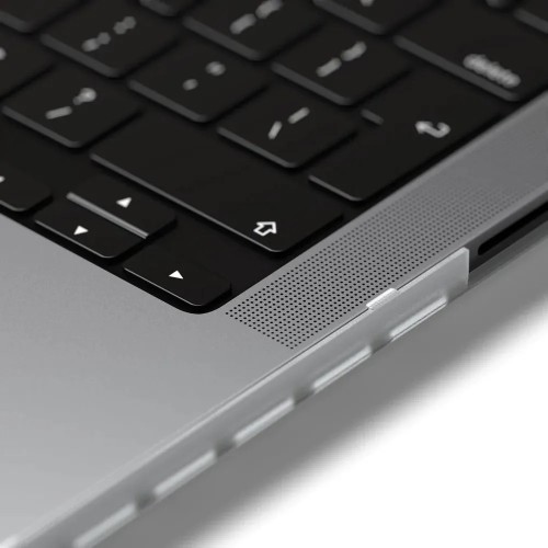 Чехол-накладка Satechi Eco Hardshell Case для MacBook Pro 16", прозрачный